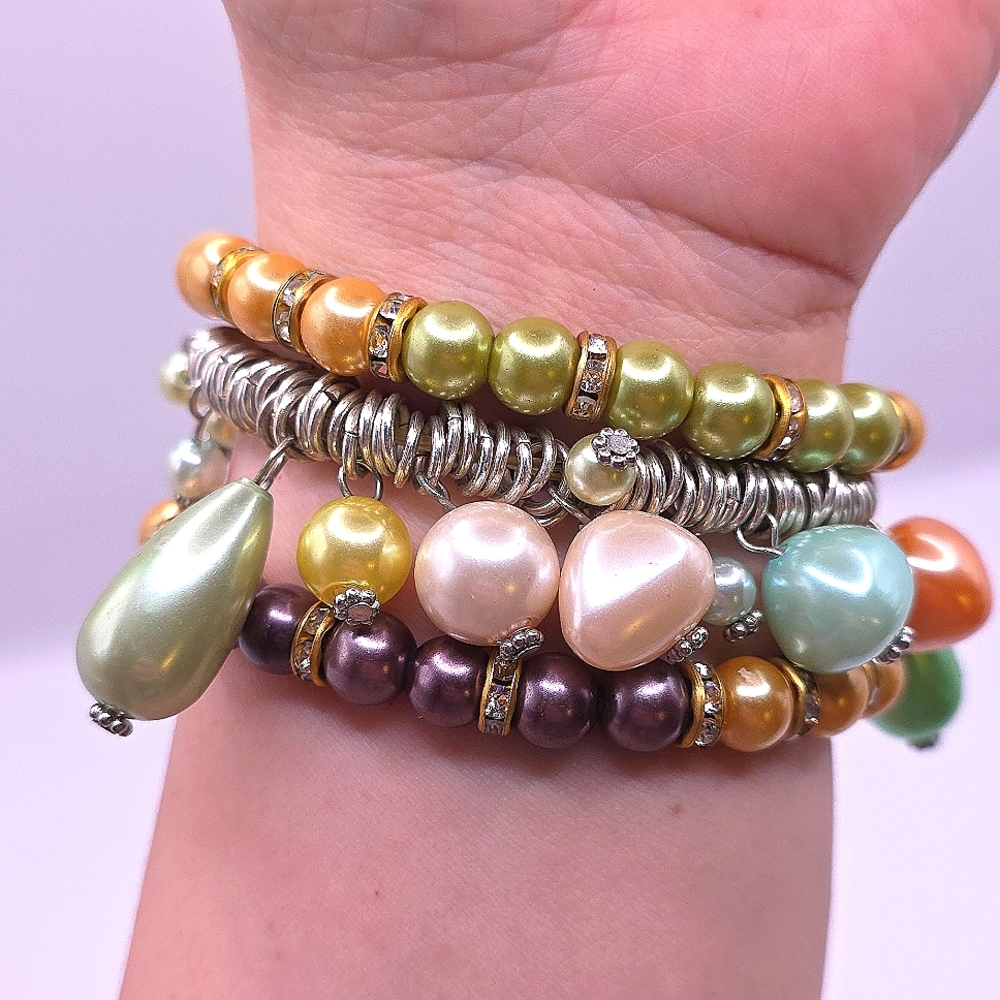 5/$25 - Vintage Colorful Faux Pearl Beaded Stretch Bracelet Lot